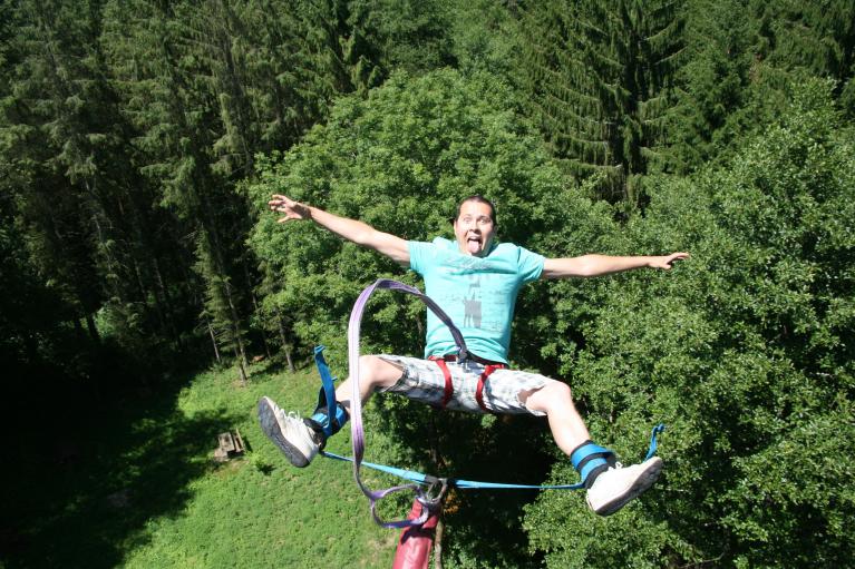 Saut élastique Juré 42.